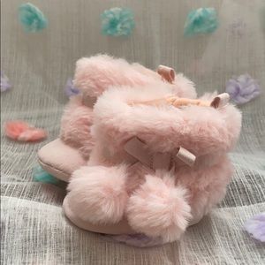 Baby; Pink boots